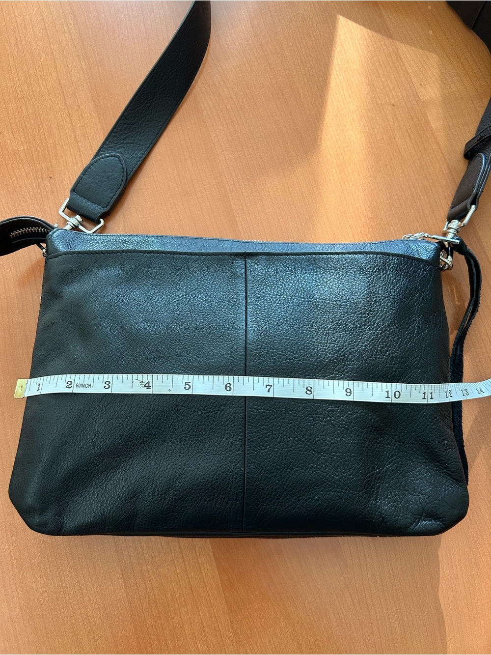 Aimee Kestenberg Large Black Leather Multi Compartment Crossbody - Picture 9 of 12